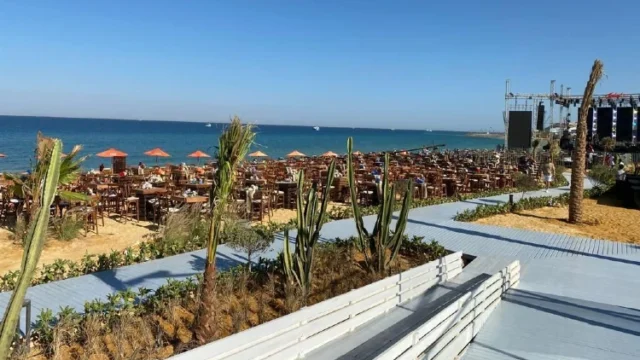 المناظر الخلابة التى تحوط بـ شاليهات جبال العين السخنة