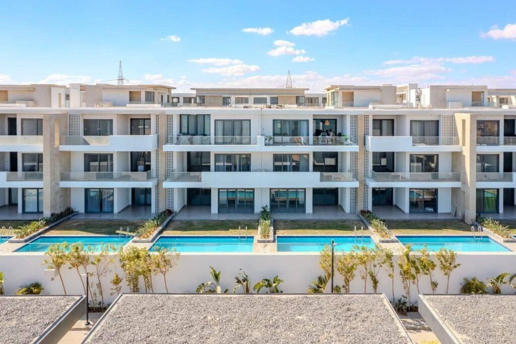 شاليهات للبيع في جبال العين السخنة بالتقسيط.