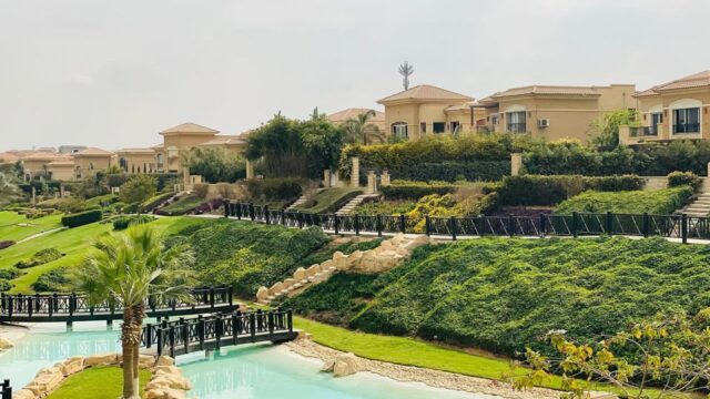 قرية جبال العين السخنة الفيلات .