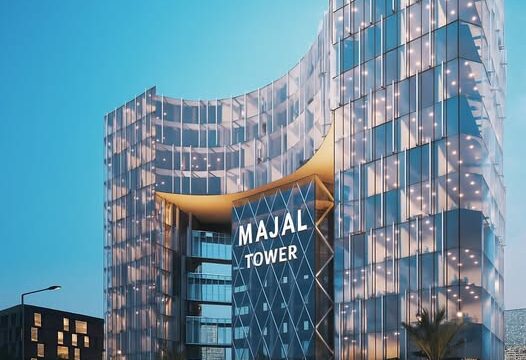 وحدات تجارية للبيع في ماجال تاور بالتقسيط.